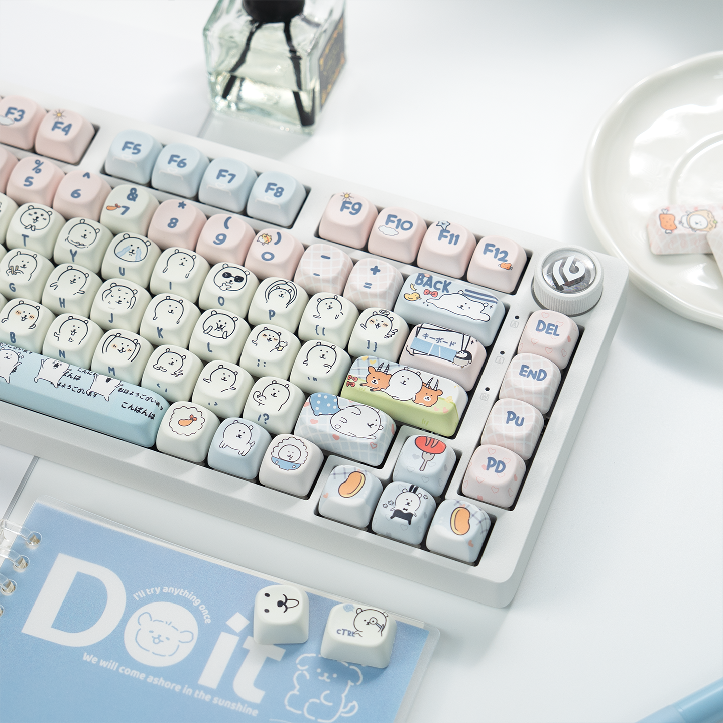 自嘲熊主题键帽moa高度女生可爱pbt热升华适配机械键盘hi75漫步猫