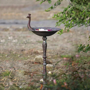 美式复古铸铁孔雀开屏烛台喂鸟器民宿花店庭院油灯花架花盆摆件