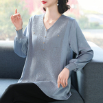 胖妈妈春秋上衣加肥特大码女装宽松冰丝T恤中老年洋气长袖针织衫