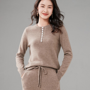 女士新款春秋季细纺圆领纯山羊绒衫长袖柔软时髦针织特惠促销出售