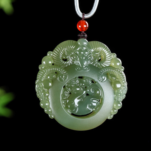 和田玉三羊开泰玉坠双面雕刻玉佩