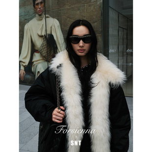 SNT【冬日恋歌】把时髦融入日常穿搭的真毛领鹅绒羽绒服