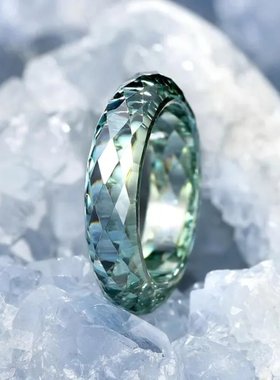 简约款莫桑石戒指 过钻笔VVS1 深绿色 时尚百搭饰品 送礼优选