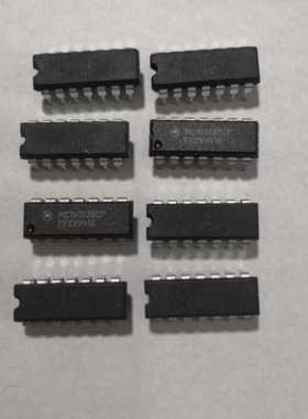 CD4013BE MC14013BCP TC4013BP双路D类触发器直插芯片DIP-14