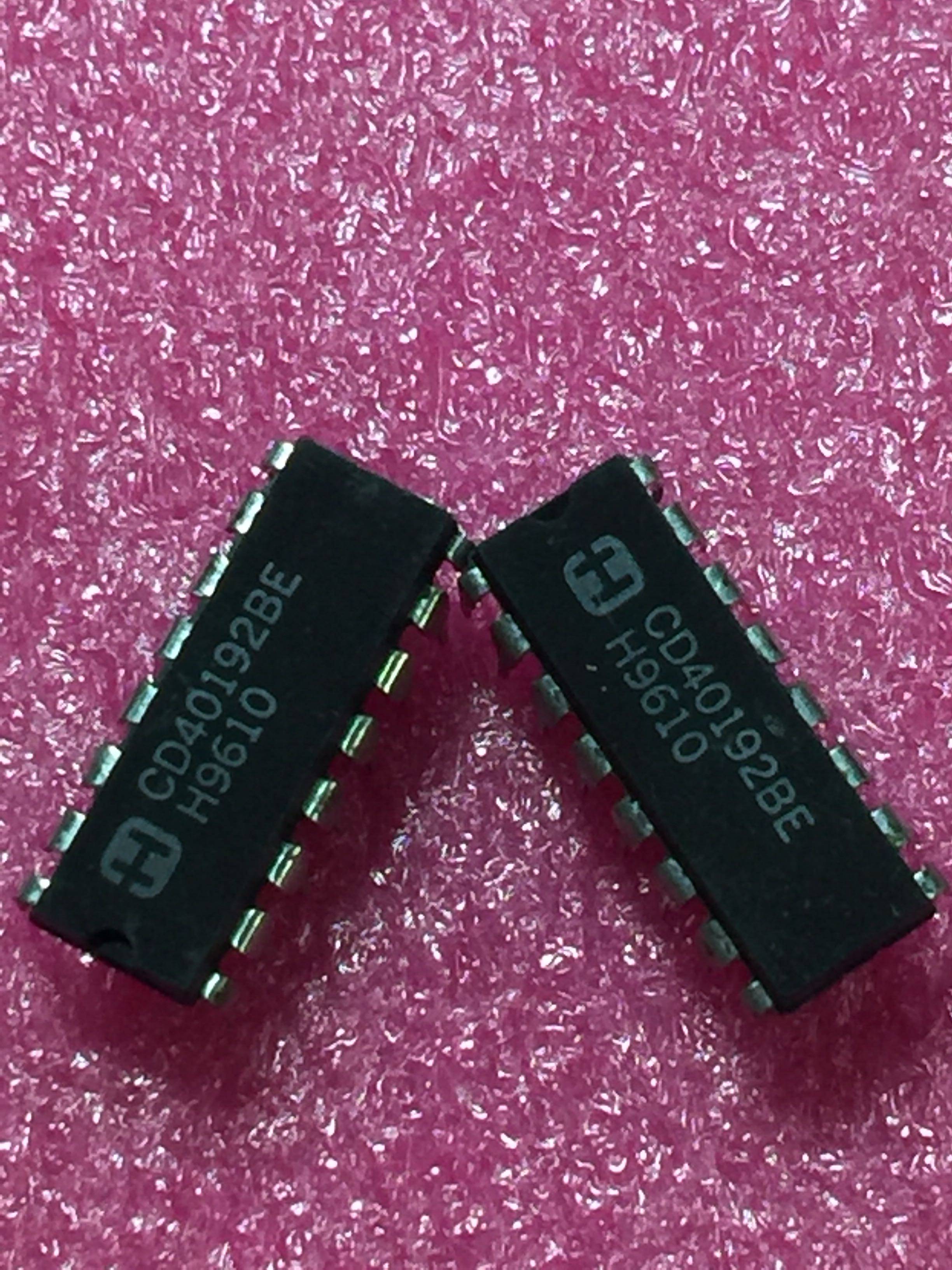 CD40192BE CD40192 十进制计数器除法器双列直插芯片DIP-4