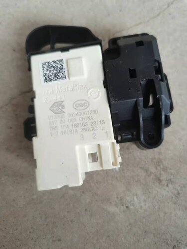 适用于海尔滚筒洗衣机门开关微延时开关电磁门锁0024000128D V133