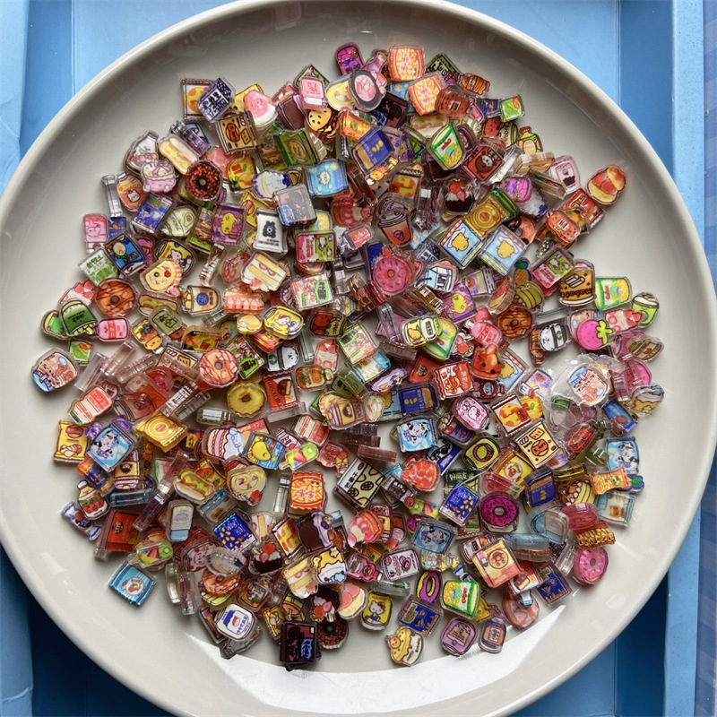 迷你卡通零食cm亚克力片片手工diy混装钥匙扣手机壳配件卡通无料