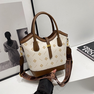 高级质感包包手提包女包2026新款时尚复古百搭单肩斜挎包菜篮子包