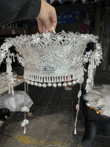 2023新款苗族头饰铃铛帽子苗寨旅拍帽子写真道具