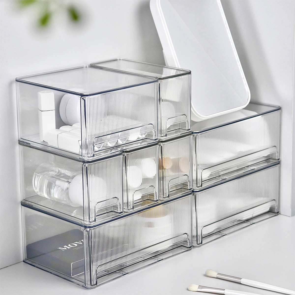 桌面化妆品收纳盒高级感桌下防尘轻奢叠放镜柜抽屉整理盒家居好物