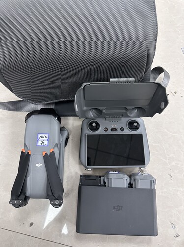 二手大疆air3畅飞套装带屏三电套装成色新