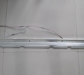适用海信LED42K311N灯条 HE420FF-E07/PW1灯条 GT-1110977-A