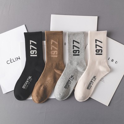 潮流字母设计彰显时尚