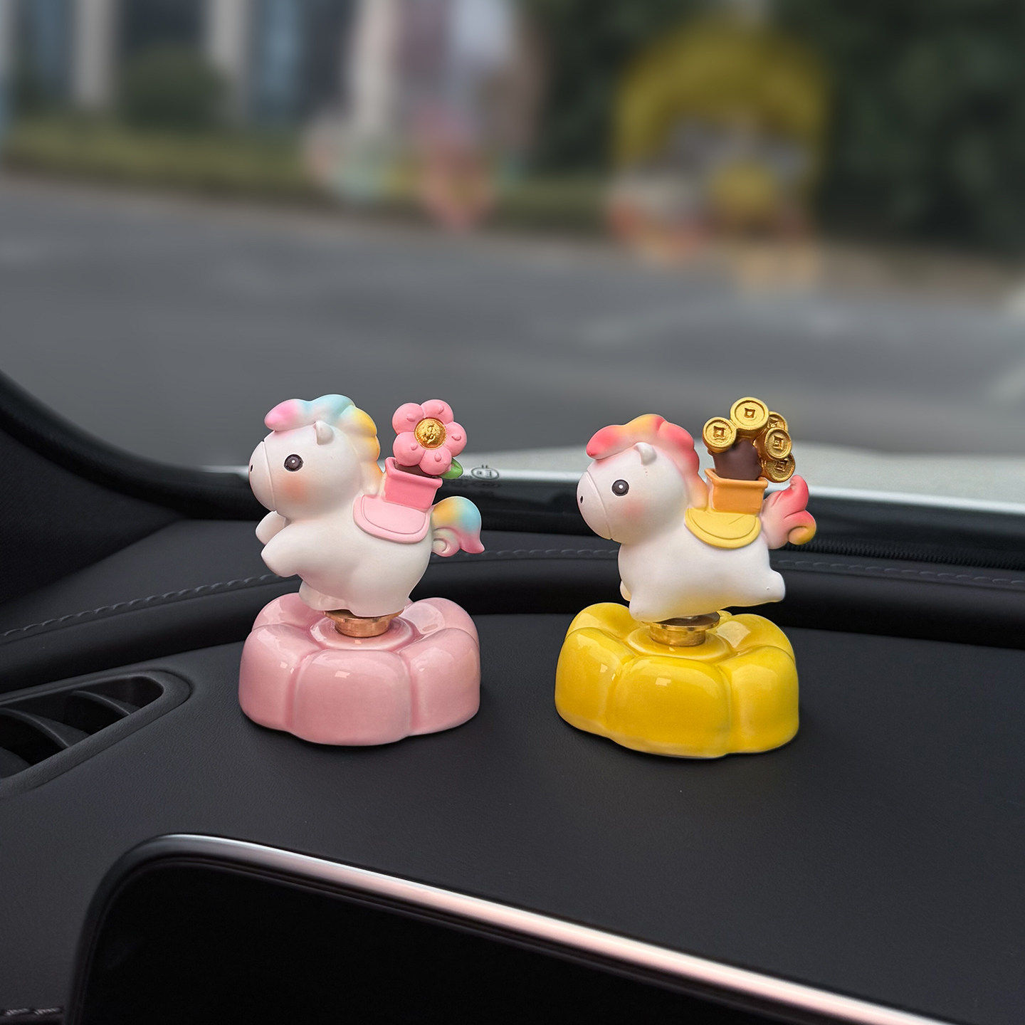 马年景德镇转转陶瓷小马上有钱汽车摆件车载中控仪表台车内装饰品