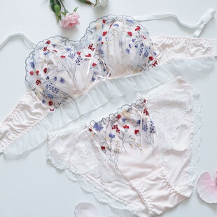 三角杯刺绣冰丝文胸套装 新品 超薄款 小胸罩聚拢抹胸式 内衣日系薄款