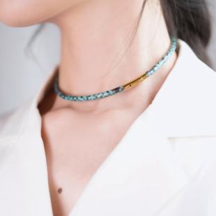 蛇皮项圈choker颈链女颈带编绳风细素圈项链锁骨链皮质项圈定制