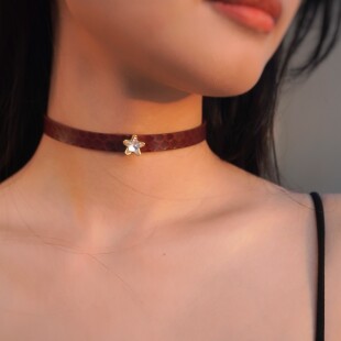 金星蛇皮颈环小众牛皮项圈手定制choker轻奢个性颈带SM锁骨链真皮