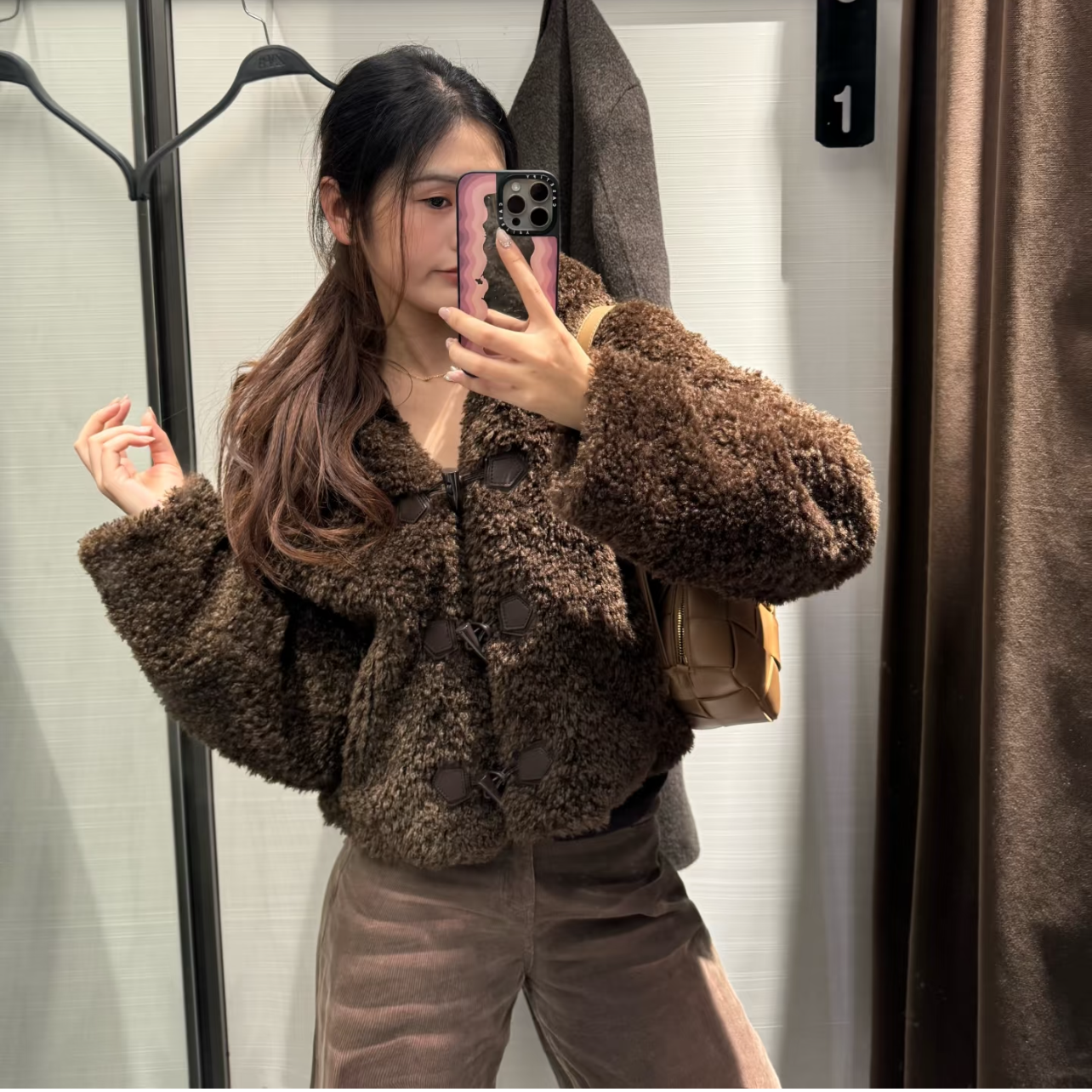 ZA 秋冬新品女装 绳结扣饰皮草效果短大衣外套连帽夹克 4391854