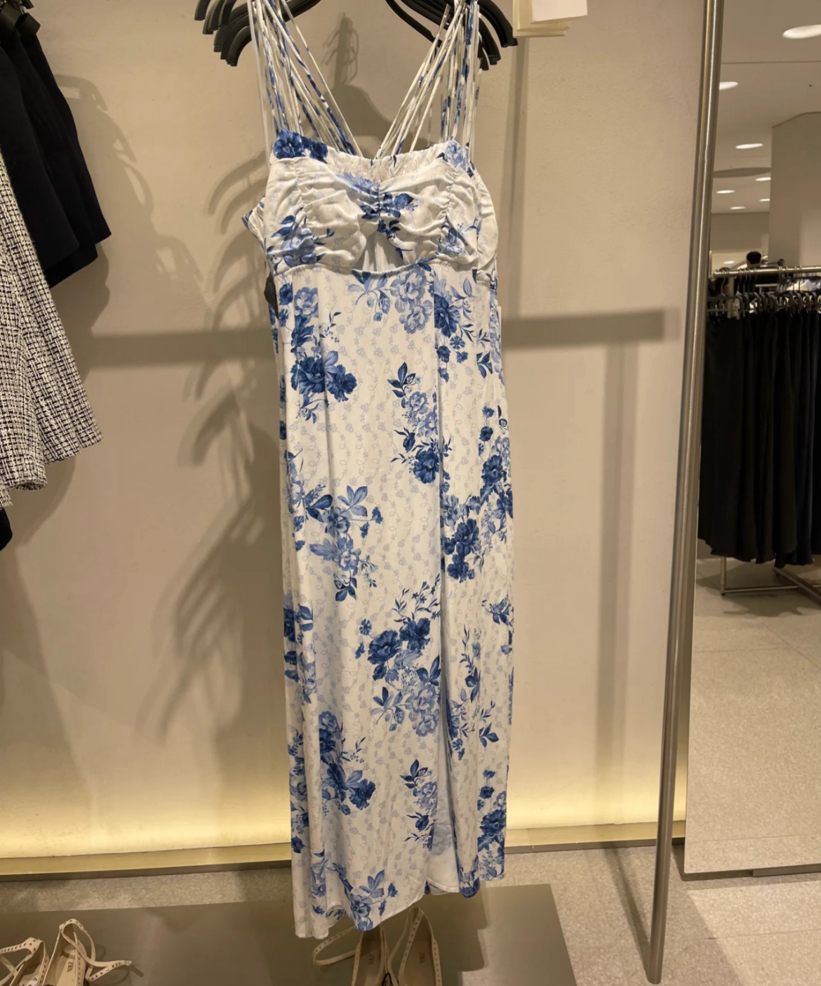 ZA夏季2024新款吊带裙子女度假风露背吊带连衣裙2492/055