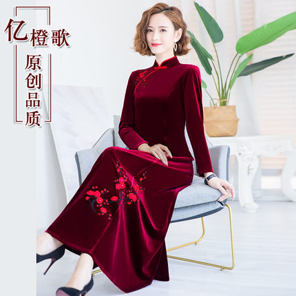 红色金丝绒梅花连衣裙改良旗袍喜婆婆婚宴装礼服妈妈中老年女大码