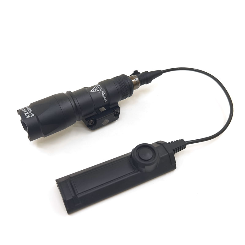 升级版户外强光手电筒