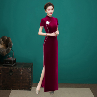 丝绒走秀旗袍2026新款高端气质年轻长款复古模特表演出服形体礼仪