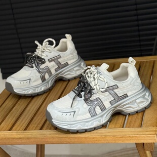 带小个子运动休闲鞋 网面透气厚底老爹鞋 网红双鞋 新款 女2026年春季