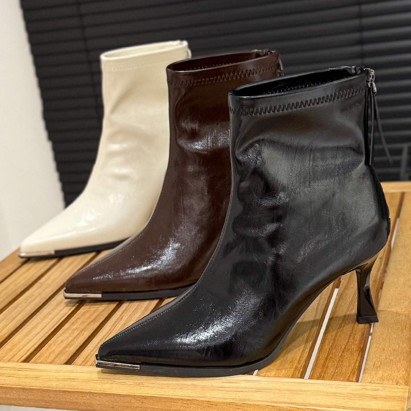 7cm尖头短靴女细高跟短靴瘦瘦靴