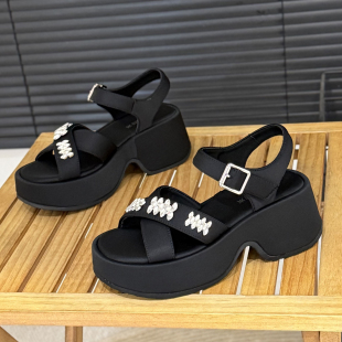 露趾小个子增高休闲罗马女鞋 新款 女2026夏季 黑色水钻7cm厚底凉鞋
