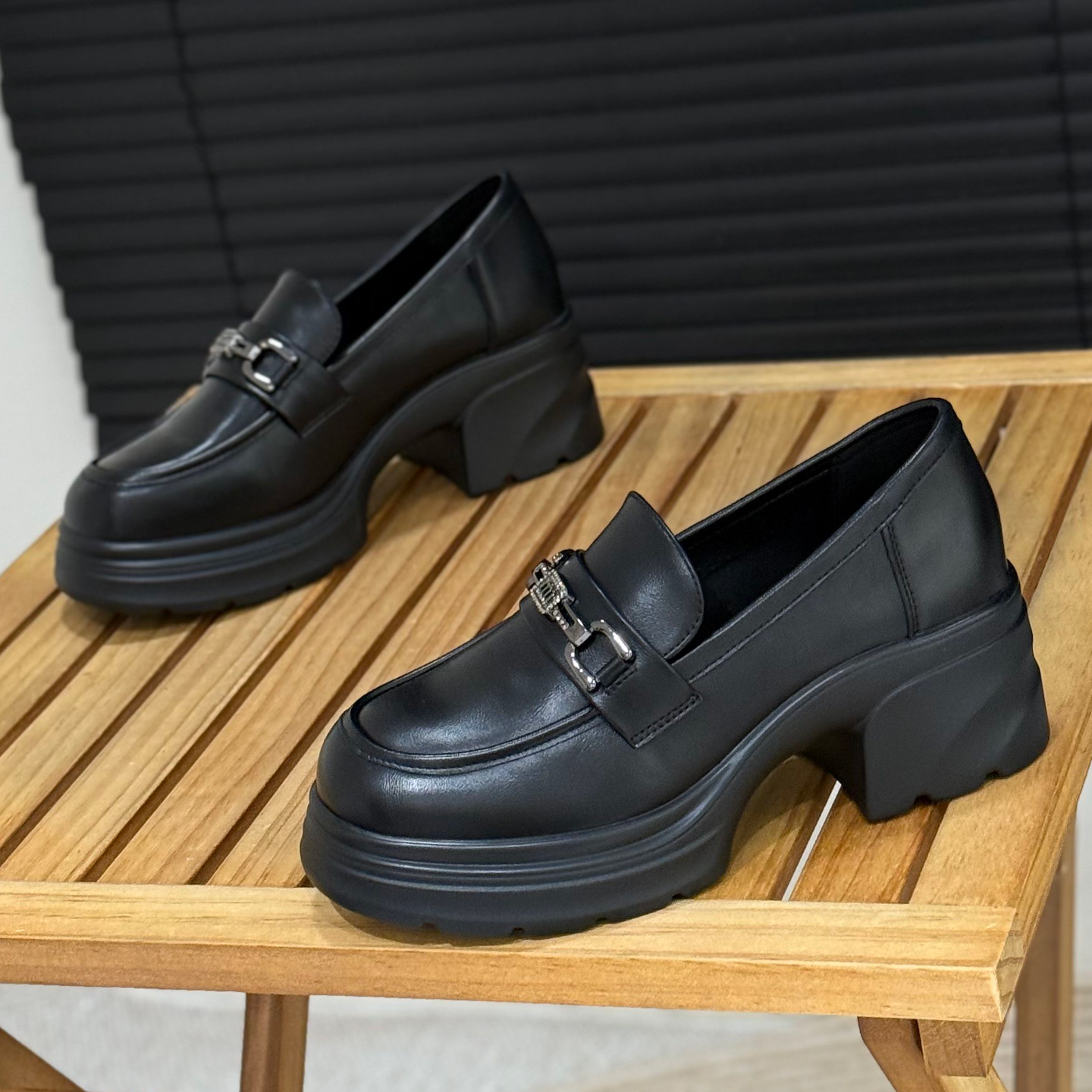 英伦增高6cm小皮鞋女粗跟乐福鞋