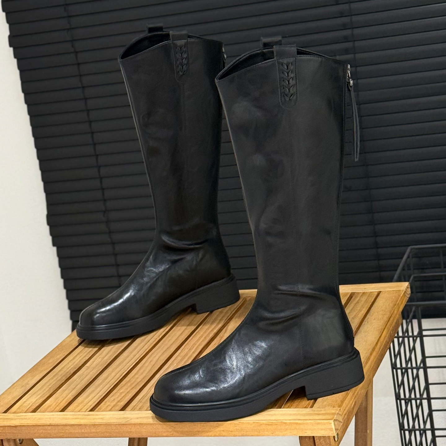 不过膝高筒骑士靴粗跟v口长靴女