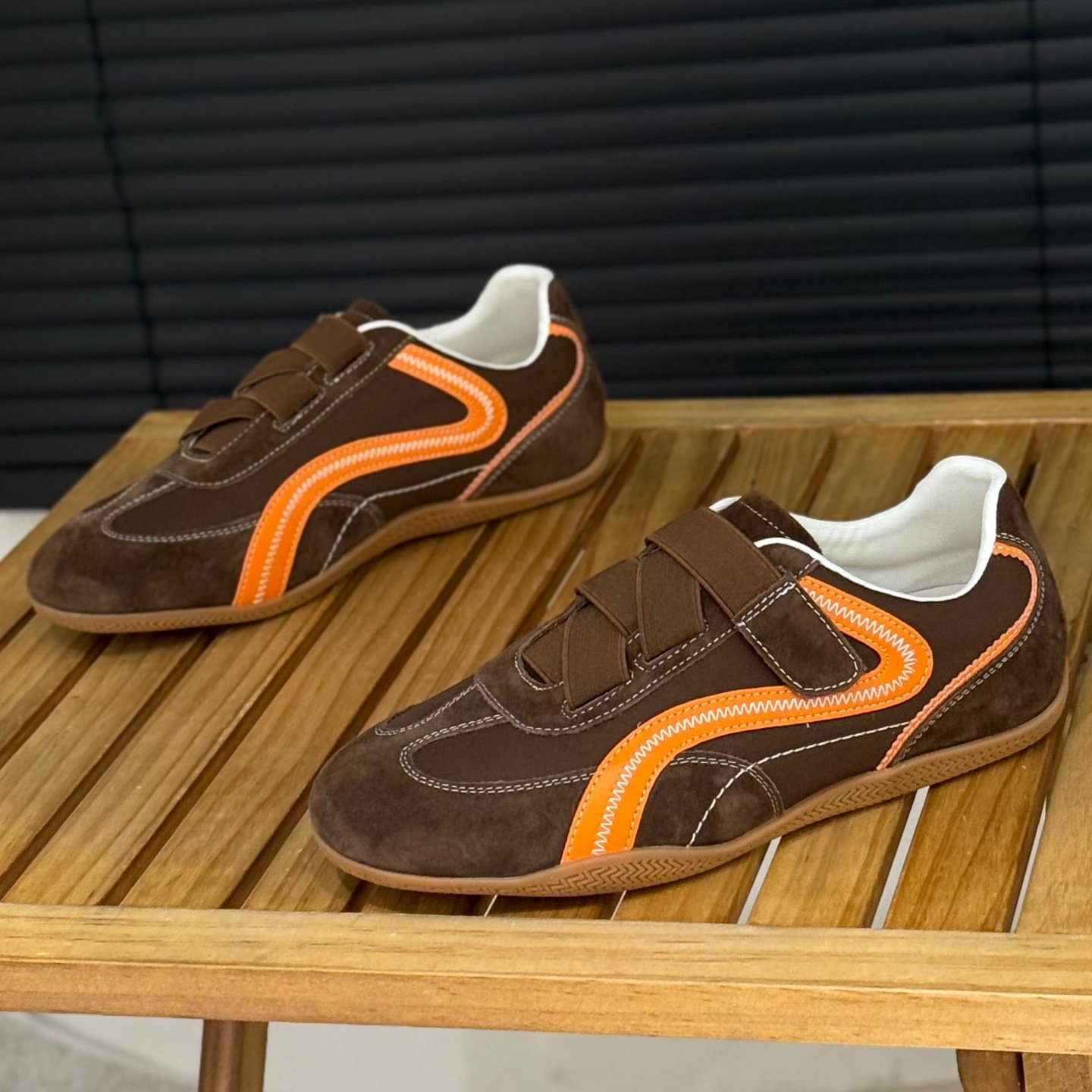 魔术贴平底德训鞋女2026春季新款复古磨砂皮女鞋百搭拼色休闲板鞋,女鞋,德训鞋,淘宝优惠券,粉丝福利购,淘宝优惠卷