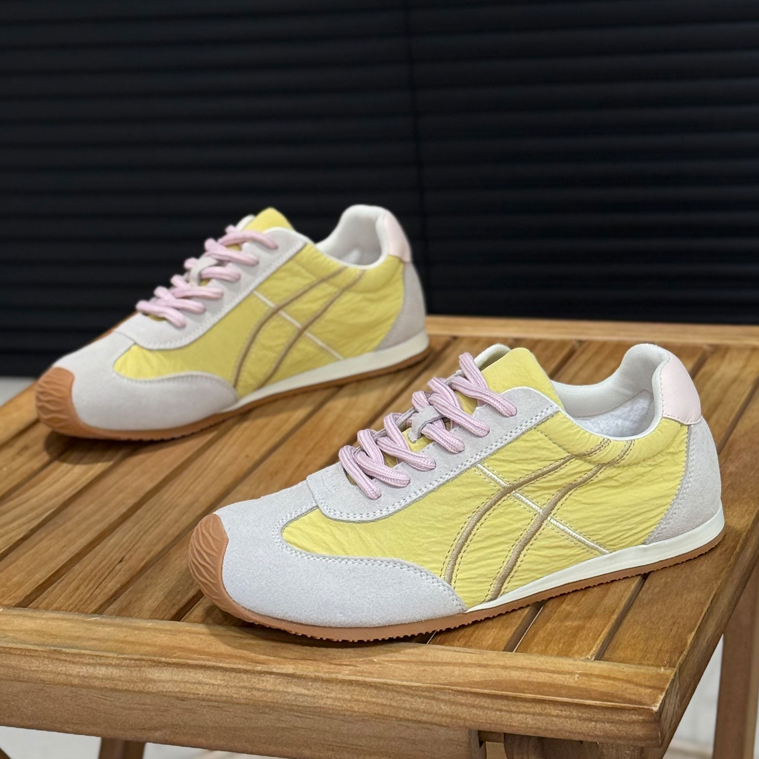 薄底彩色真皮德训鞋女鞋透气平底