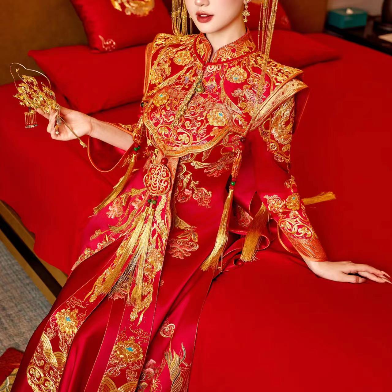 出租新娘天玺正版【琼华】高定大气红金秀禾服出门中式拖尾仪式
