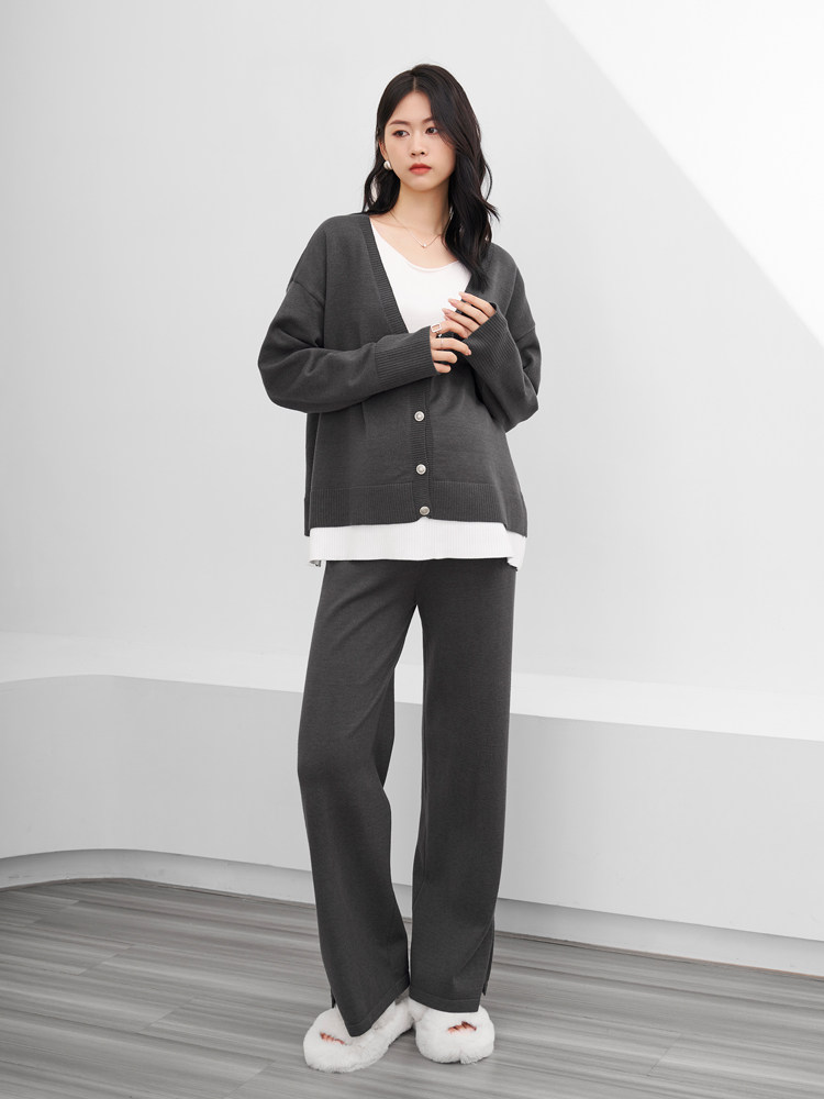 MATERNITY AUTUMN AND WINTER OUTFIT SET 2025 NEW FASHION KNITTED FAKE TWO-PIECE SWEATER SPLIT WIDE-LEG PANTS TWO-PIECE PANTS TWO-PIECE PANTS