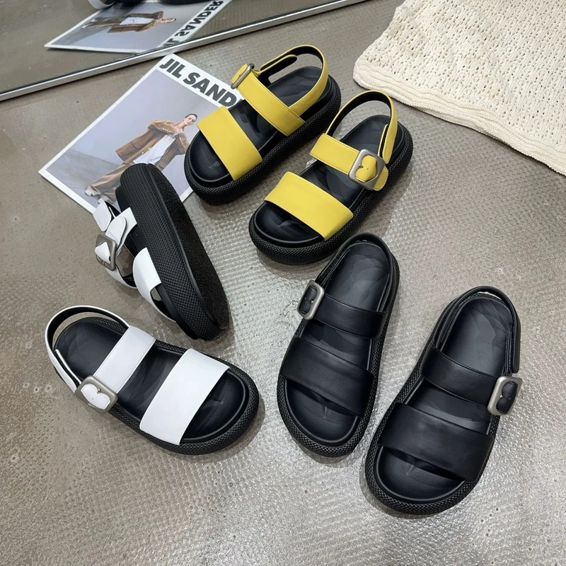 88-106 夏季新品女真皮拼一字带透气罗马凉鞋时尚潮流百搭韩版潮