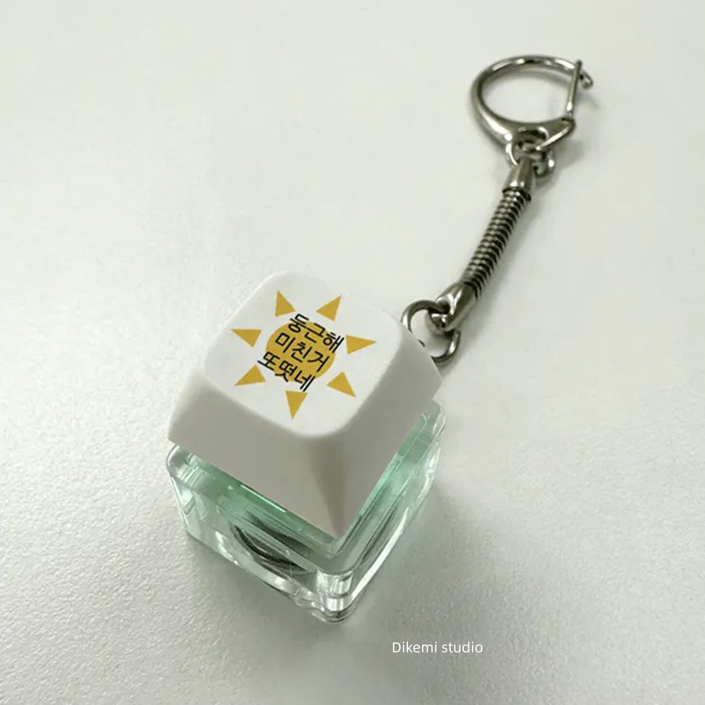 韩系ins小众Y2K创意太阳韩文解压键盘钥匙扣airpods手机包包挂件