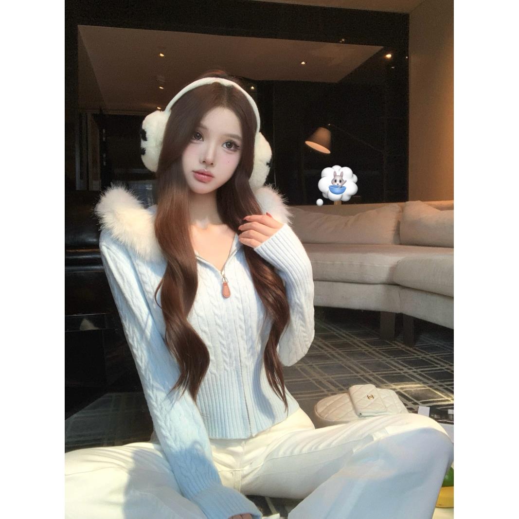 设计感毛领连帽拉链针织开衫女秋季修身毛衣外套温柔蓝色长袖上衣