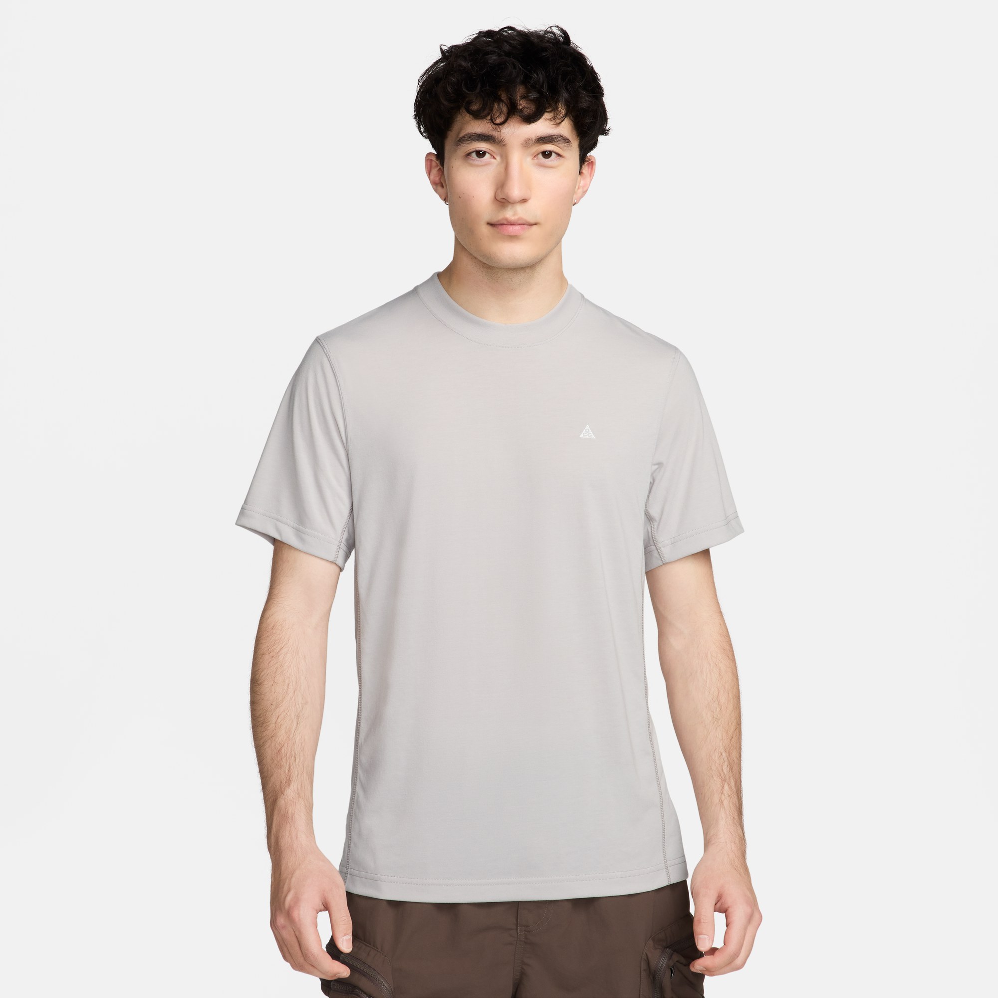 Nike耐克官方ACG男子防晒速干短袖上衣夏季新款T恤户外运动FN8412