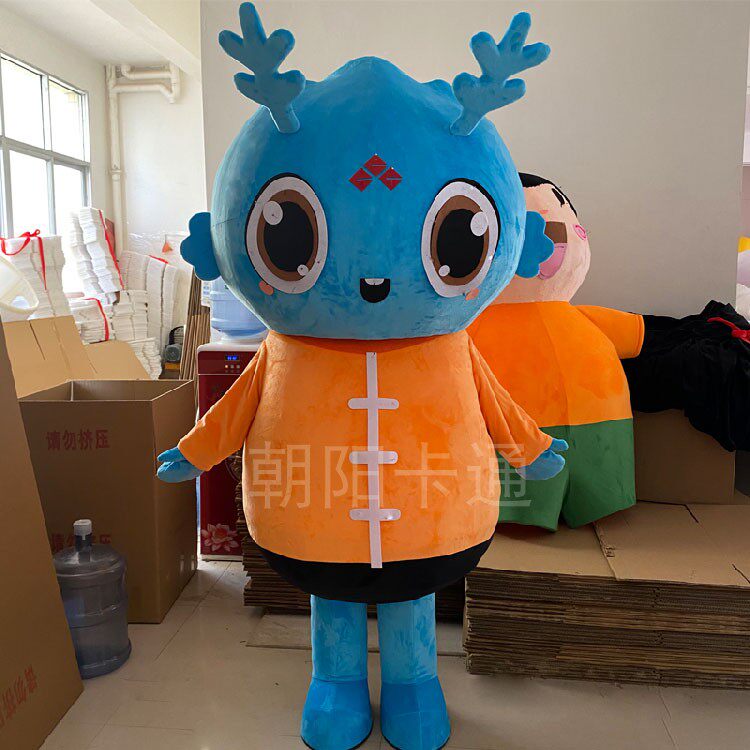 新款卡通人偶圣诞小鹿梅花鹿活动表演行走麋鹿道具服装定做头套服