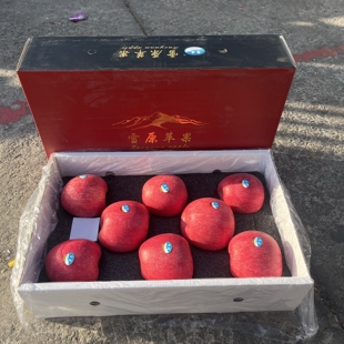 静宁三星雪原红富士苹果全红巨无霸脆甜多汁鉴赏型礼盒装顺丰