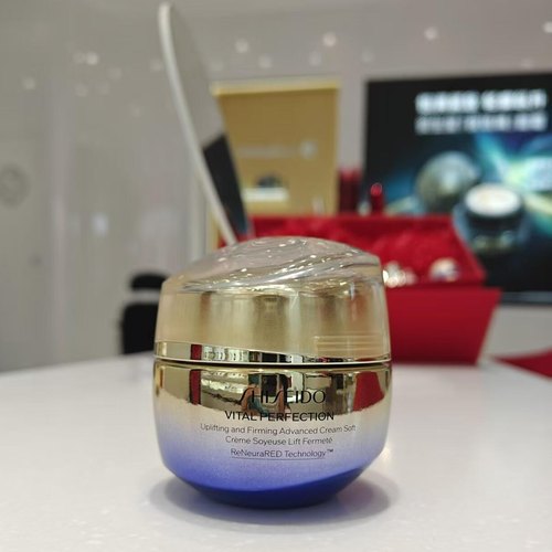 资生堂悦薇胶原炮面霜