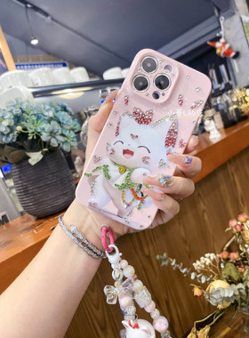 可爱Q版招财猫防摔贴钻手机壳苹果14romax华为oppo小米vivo三星套