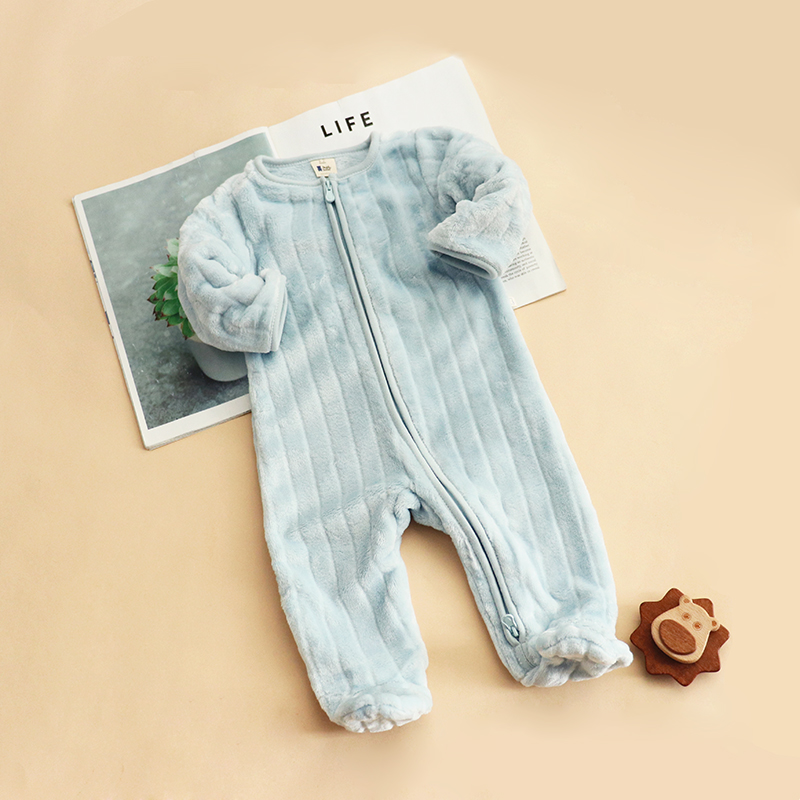 婴儿衣服新生男宝宝珊瑚绒连体衣满月百天超萌外出哈衣爬服秋冬