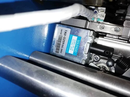 tau-5259电磁铁ssms-160-24铁农机配件