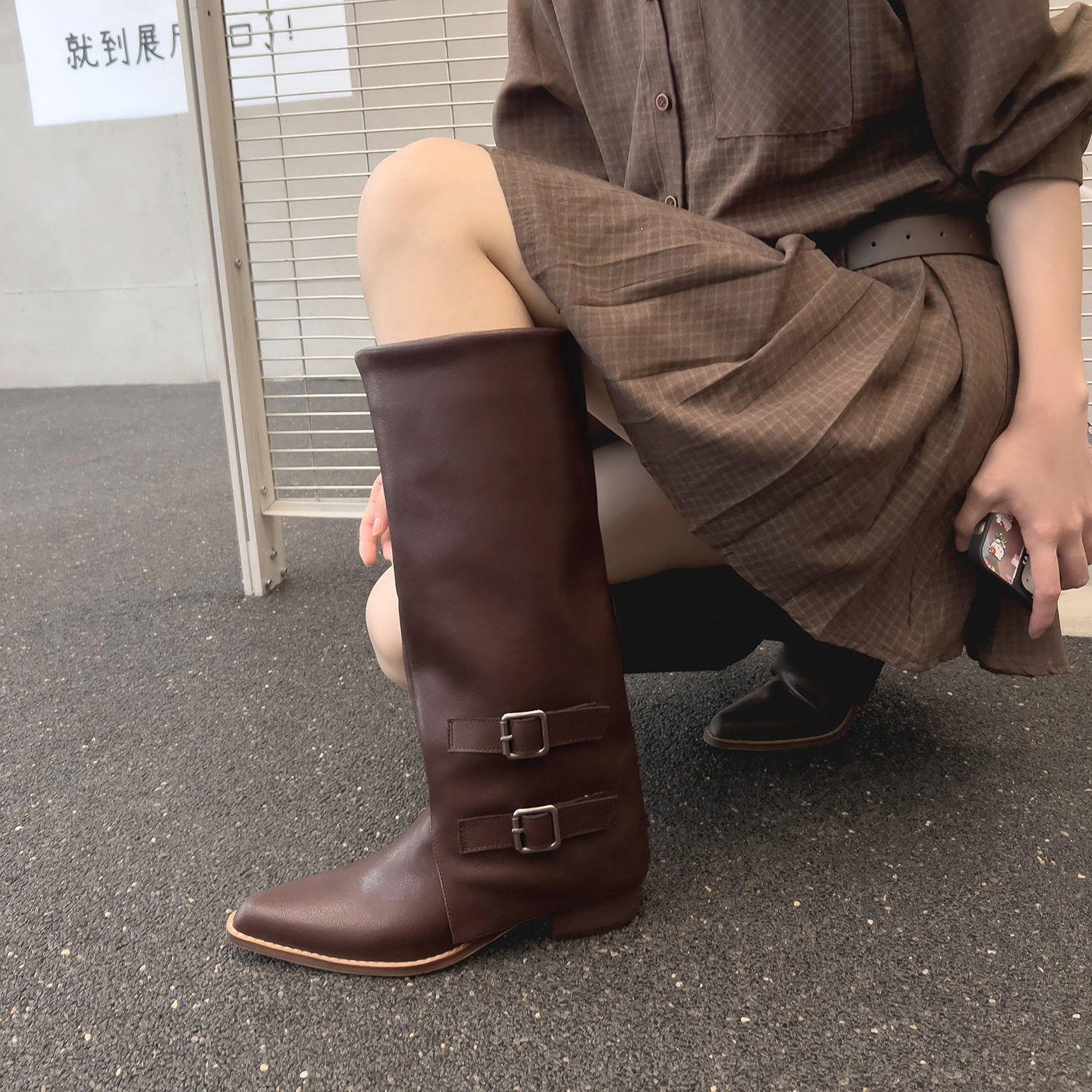 2025秋冬季中跟高筒靴女靴子皮带扣大码40-43不过膝长靴成都女鞋