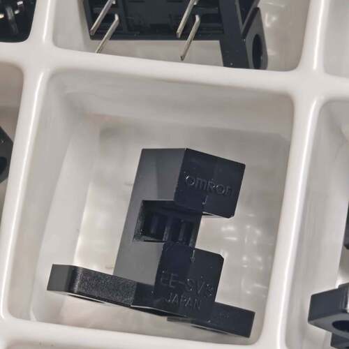 可维修欧姆龙EE-SV3槽型光耦，议价