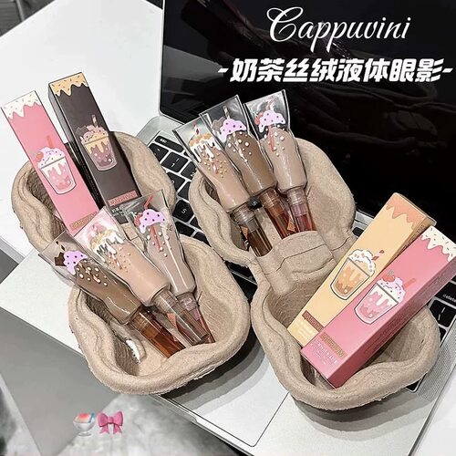 屈臣氏绒绒液体眼影丝绒质地