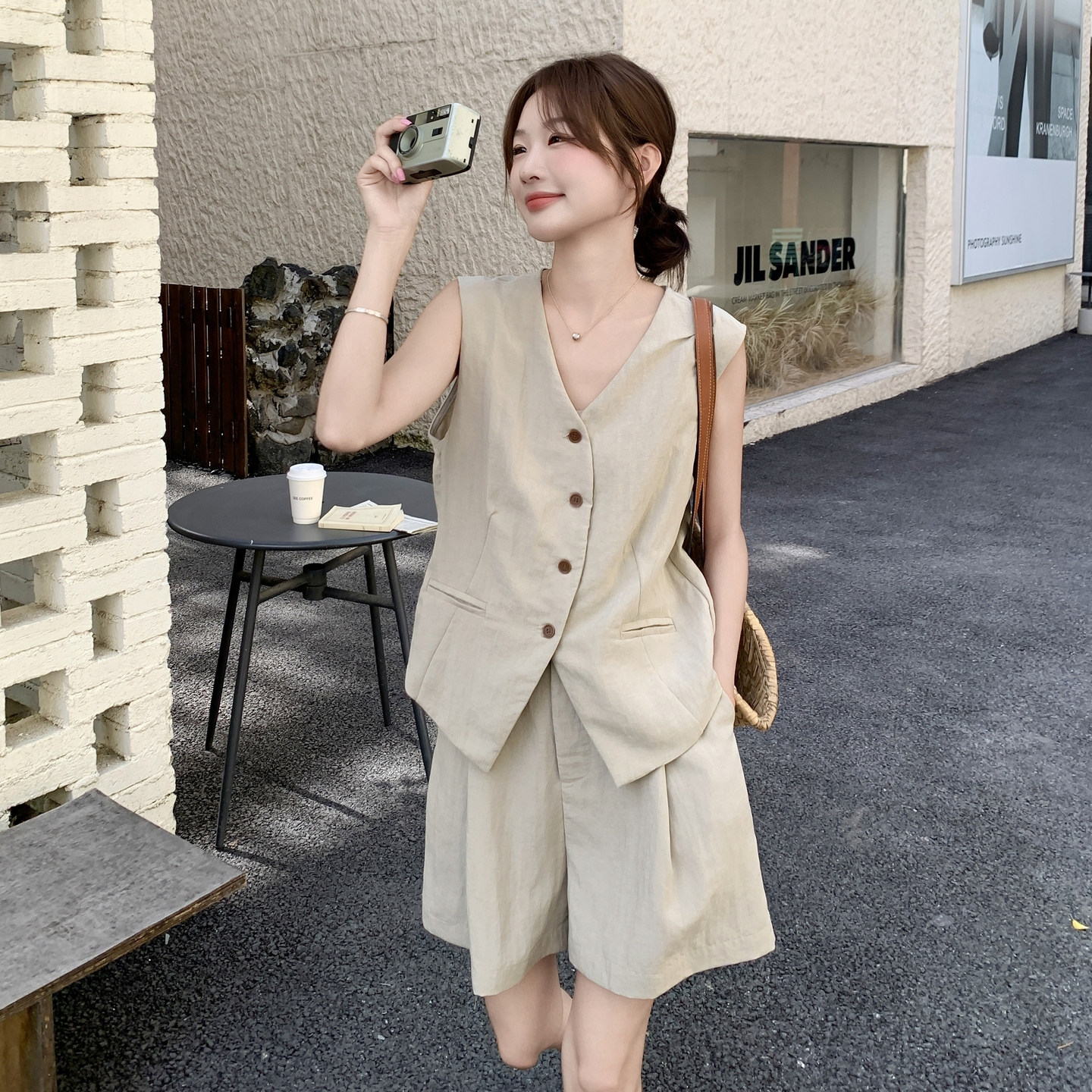 韩系穿搭马甲阔腿短裤两件套女2025夏季新款老钱风气质显瘦套装潮