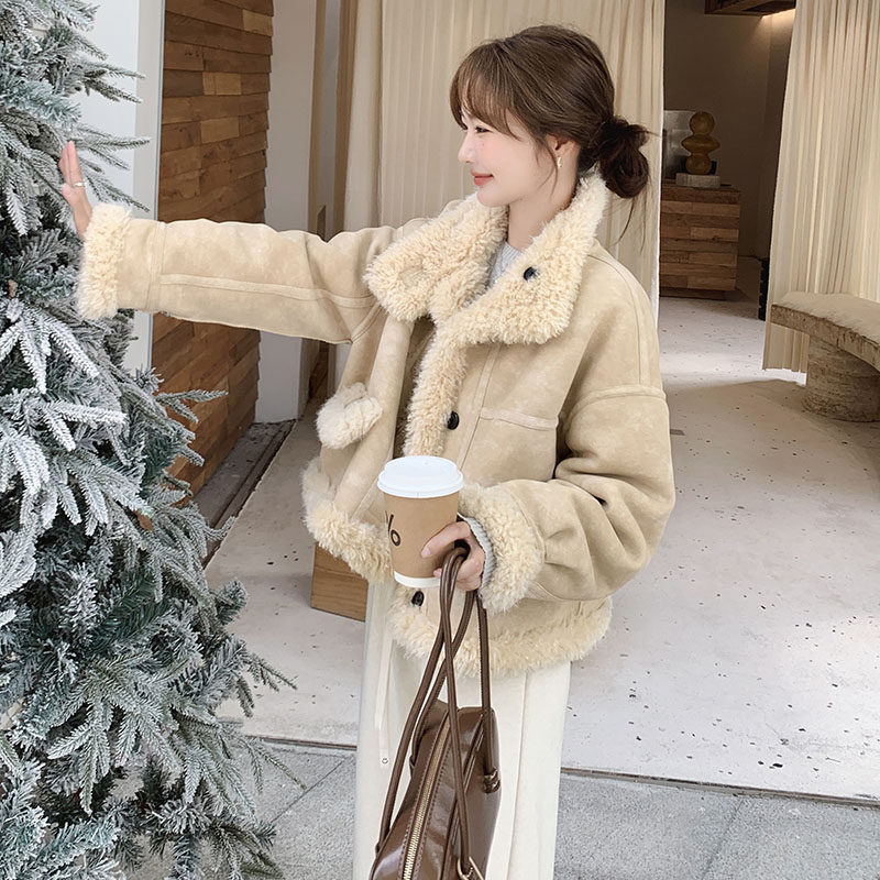 巨好看两面穿皮毛一体外套女短款